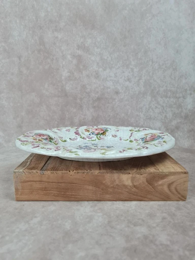 Plato antiguo de loza con decoración floral pintada a mano 🌸 Siglo XIX – photo 7